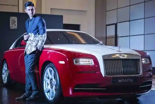 Foto - Rolls-Royce Indonesia Persembahkan Wraith Edisi Sumpah Pemuda