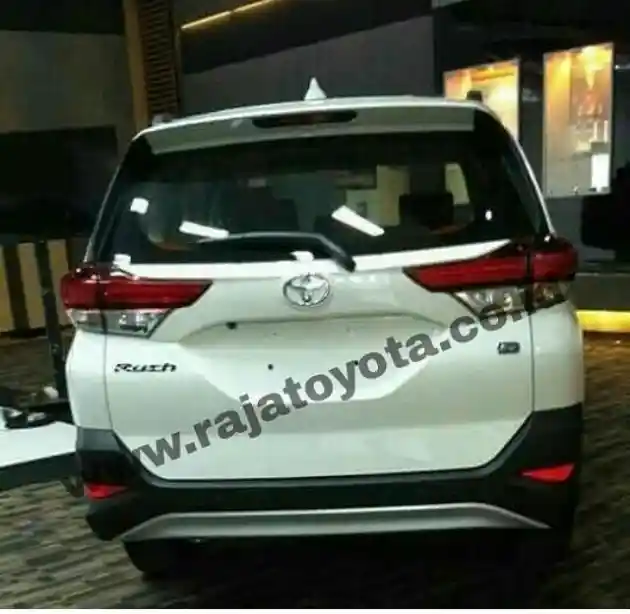 Foto - Wujud Toyota Rush Generasi terbaru Bocor!