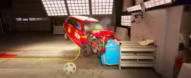 Foto - VIDEO: Crash Test Suzuki S-Presso Hanya Dapat Bintang Satu!
