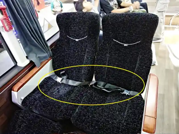 Foto - Kemenhub: Penumpang Bus Wajib Pakai Safety Belt