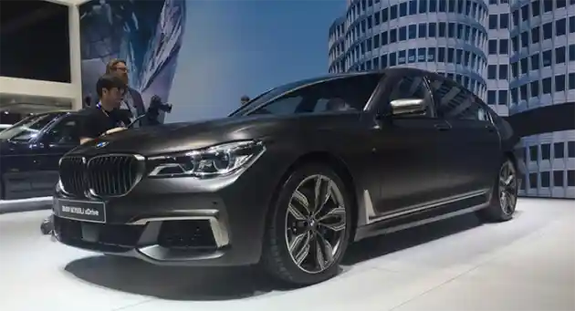 Foto - BMW Sedang Menyiapkan Seri-7 Coupe Untuk Melawan S-Class Coupe