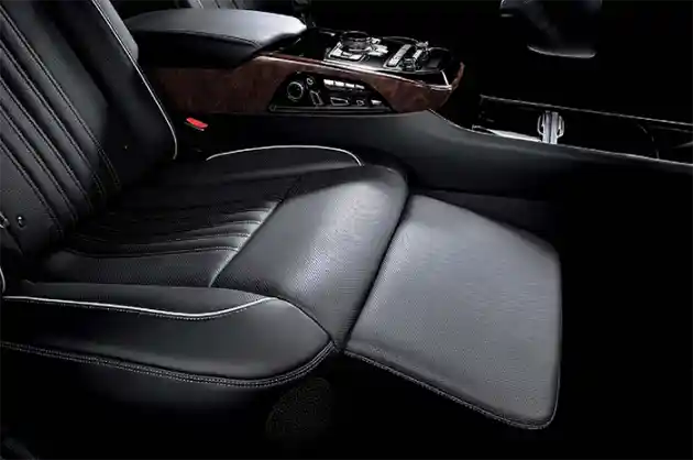 Foto - Hyundai Membuat Sedan Super-Premium Untuk Melawan Maybach