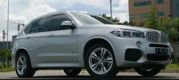 Foto - Kenapa SUV Hybrid BMW ini Belum Dijual Sampai Sekarang?