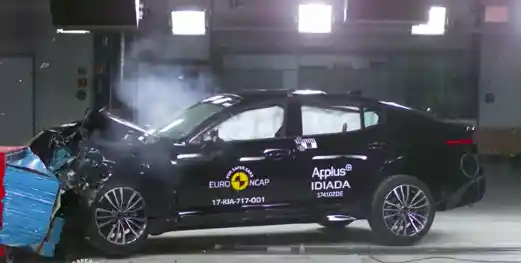 Foto - VIDEO: Crash Test Kia Stinger 2017 (Euro NCAP)