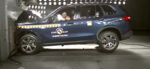 Foto - VIDEO: Crash Test BMW X5 2019 (Euro NCAP)