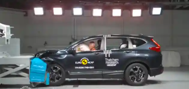 Foto - VIDEO: Crash Test Honda CR-V 2019 (Euro NCAP)