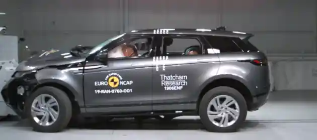 Foto - VIDEO: Crash Test Range Rover Evoque 2019 (Euro NCAP)