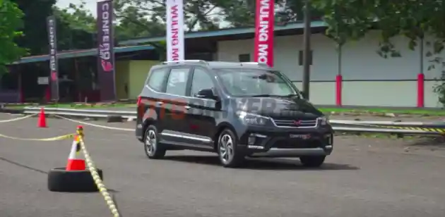 Foto - Daftar Harga WULING Terbaru (Juni 2019)