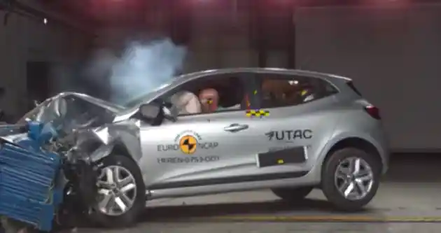 Foto - VIDEO: Crash Test Renault Clio 2019 (Euro NCAP)