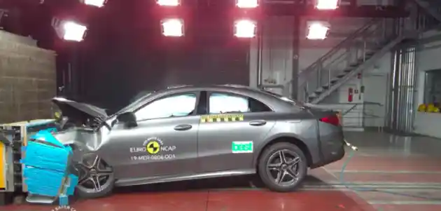 Foto - VIDEO: Crash Test Mercedes-Benz CLA 2019 (Euro NCAP)