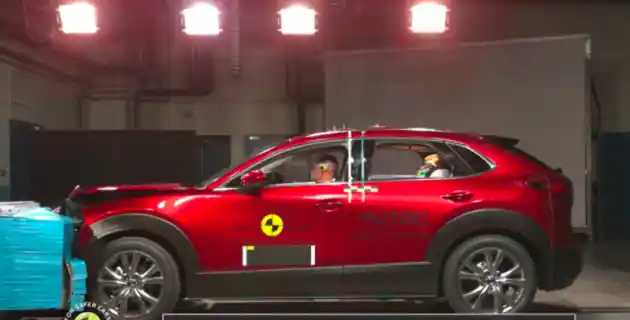 Foto - VIDEO: Crash Test Mazda CX-30 2019 (Euro NCAP)