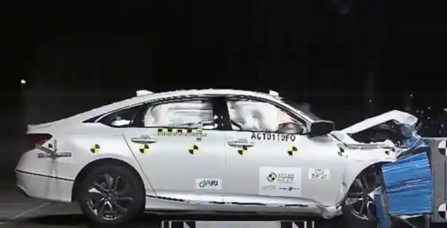 Foto - VIDEO: Crash Test Honda Accord 2019 (ASEAN NCAP)