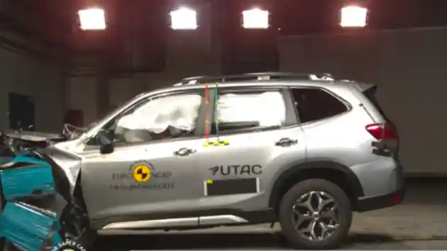 Foto - VIDEO: Crash Test Subaru Forester (Euro NCAP)