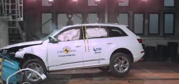 Foto - VIDEO: Crash Test Audi Q8 (Euro NCAP)