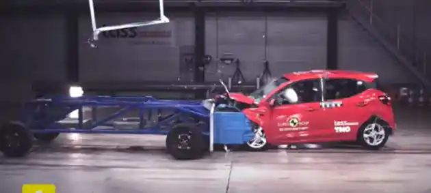 Foto - VIDEO: Crash Test Hyundai i10 (Euro NCAP)