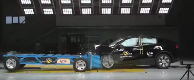 Foto - VIDEO: Crash Test Tesla Model Y (Euro NCAP)