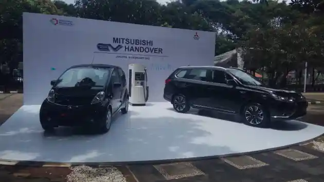 Foto - Kilas Sejarah Mitsubishi Outlander PHEV