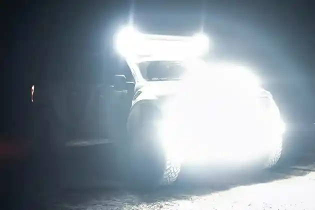 Foto - Pikap Ford Raptor Milik Ken Block, Lampunya Banyak Banget!