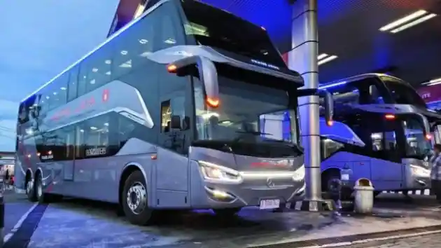 Foto - Mau Beli Bus Baru Mercy? Ini Panduannya…