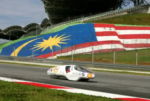 Foto - Peserta Shell Eco-marathon Asia Juga Tertarik Kembangkan Kendaraan Listrik di Indonesia