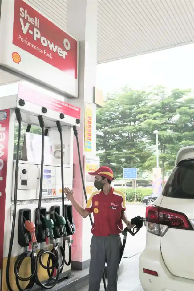 Foto - Shell Kini Jual V-Power Diesel Euro 5 Untuk Mobil Diesel Modern
