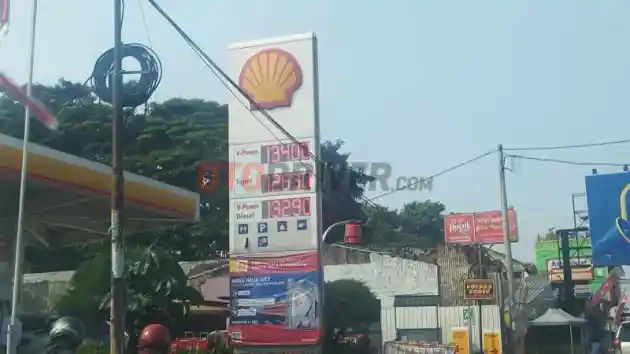 Foto - Harga BBM Shell Juga Kini Lebih Terjangkau