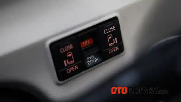 Foto - FIRST DRIVE: Toyota Sienta Q A/T
