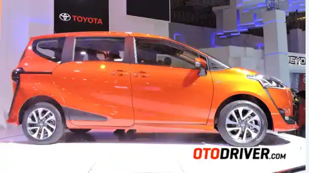 Foto - Pemesan Toyota Sienta Dari Auto2000 Akan Dapat Unit Mulai Bulan Ini