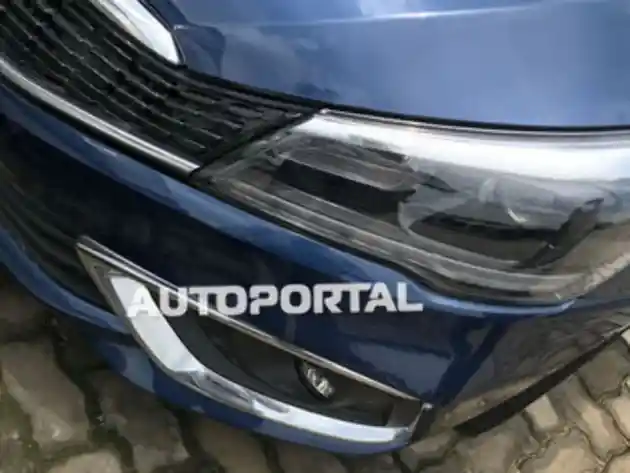 Foto - SPY SHOT: Suzuki Ciaz Facelift 2018