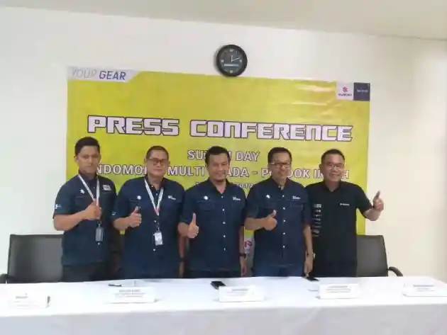 Foto - Suzuki Resmikan Dealer Terbarunya Serta Bagi-Bagi Diskon