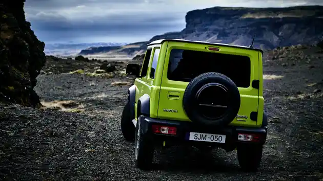 Foto - VIDEO: Sambutlah, Suzuki Jimny Terbaru yang Resmi Meluncur di Jepang