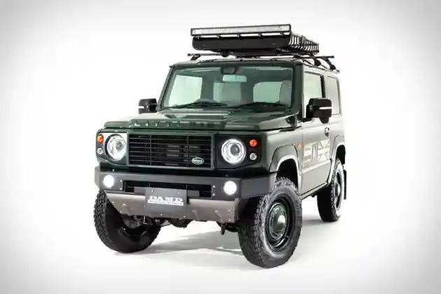 Foto - Ide Modifikasi Keren, Suzuki Jimny Disulap Jadi Land Rover Defender Mini