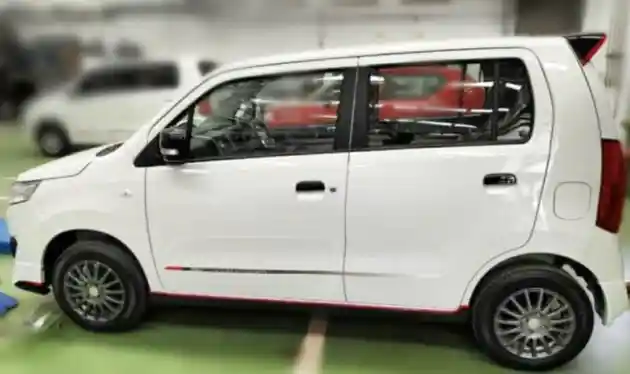 Foto - VIDEO: Suzuki Bakal Rilis Varian Baru Karimun Wagon R!