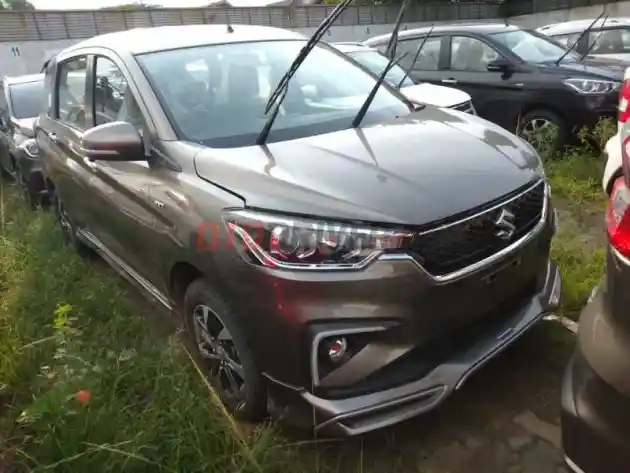 Foto - Mau Ubah All New Ertiga Biasa Jadi Suzuki Sport?