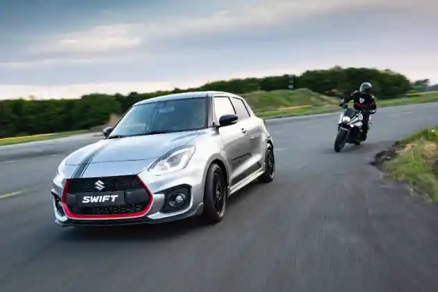 Foto - Inilah Suzuki Swift Edisi Penghormatan Sebuah Motor