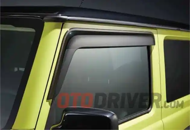 Foto - Suzuki Diskon Spareparts Hingga 25%, Door Visor Jimny Paling Laris