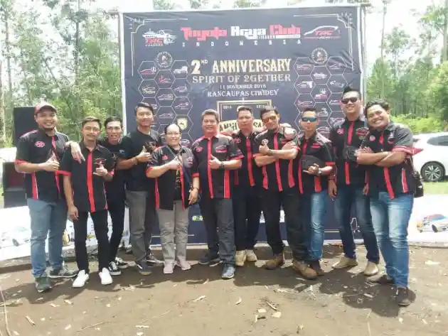 Foto - Komunitas Toyota Agya Chapter Bandung Rayakan Ulang Tahun Kedua