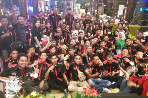 Foto - Toyota Agya Club Chapter Baru Resmi Lahir di Pekanbaru