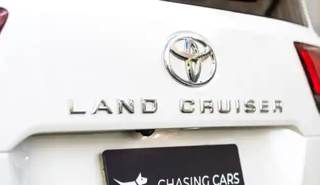 Foto - Permintaan Meningkat, Toyota Hentikan Pemesanan Land Cruiser 300