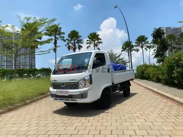 Foto - Pesaing Suzuki Carry Dari India Resmi Hadir Di Indonesia