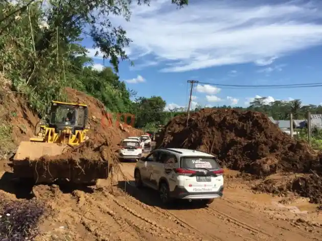 Foto - Disiksa di Bengkulu, Bagaimana Penjualan Terios di Daerah Tersebut?