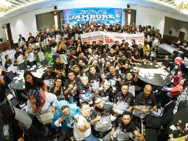 Foto - Keseruan Acara Terbesar Terios Rush Club Indonesia di Yogyakarta