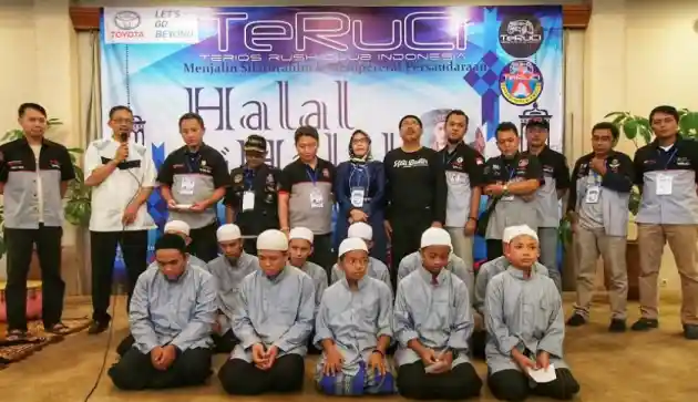 Foto - Komunitas Toyota Rush dan Daihatsu Terios Makin Eksis Dengan Halal Bihalal