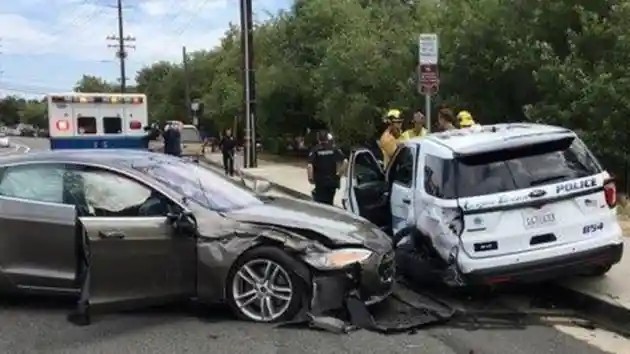 Foto - Tesla Diminta Ganti Rugi Rp 1,7 M Oleh Pengadilan Munich. Apa Masalahnya?