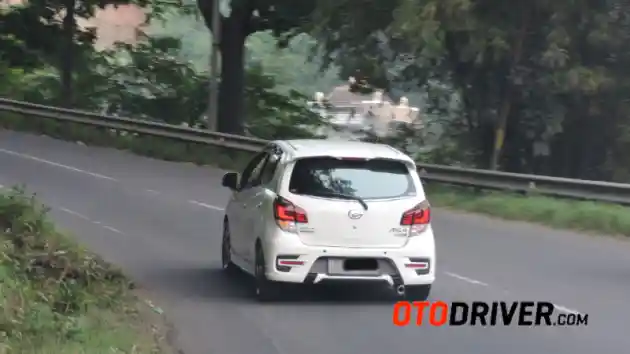 Foto - FIRST DRIVE: Daihatsu Ayla 1.2 R Deluxe MT