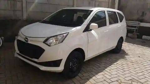 Foto - Begini Penampakan Daihatsu Sigra Varian Termahal Dan Termurah