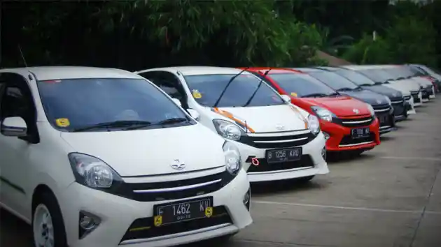 Foto - Toyota Agya Dan Daihatsu Ayla Facelift Mulai Terendus Dari Malaysia