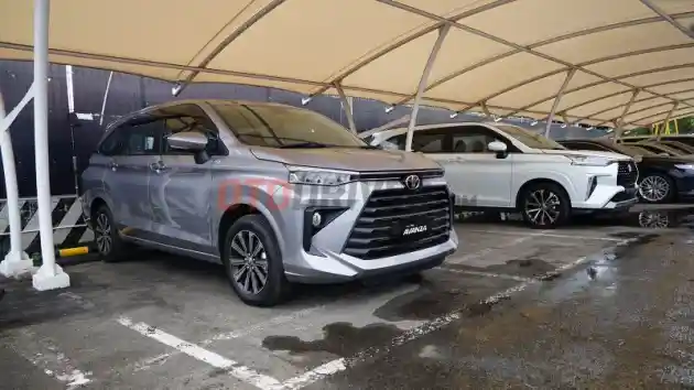 Foto - Avanza Dan Veloz Dipisah, Dua Model Beda Dengan Target Berbeda