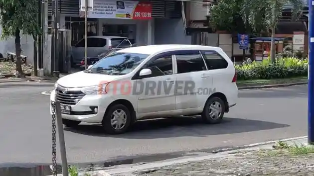 Foto - Solusi Bikin Kaki Toyota Avanza Lebih Nyaman