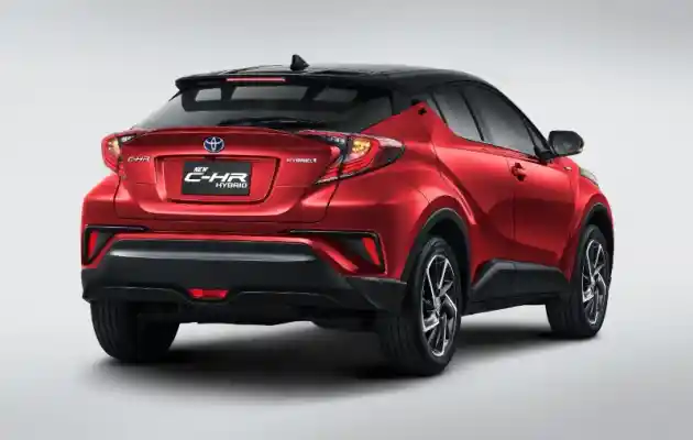 Foto - Toyota C-HR Dapatkan Penyegaran Ini